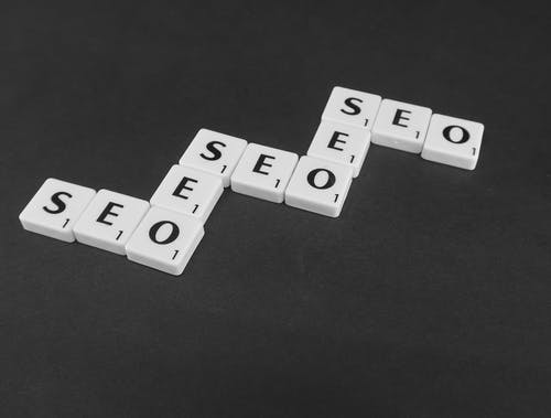 Is SquareSpace or WordPress better for SEO?